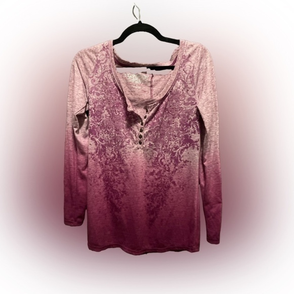 Maurices Ladies size L shirt​
